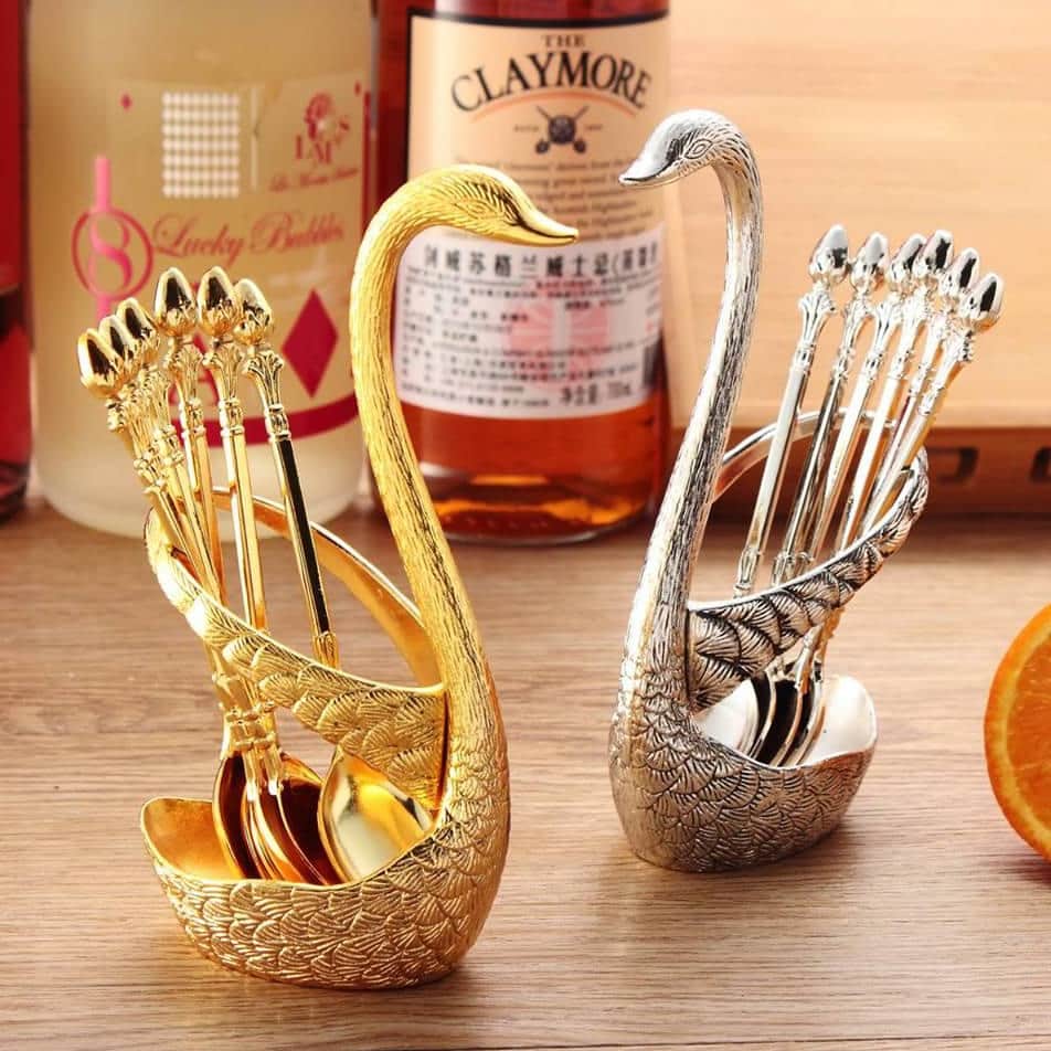 Spoon Set With Swan Stand - Golden and silver 550 Taka Par Set